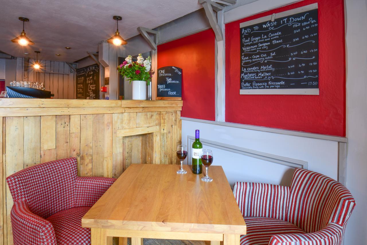 The Red Lion Earlston Exterior foto